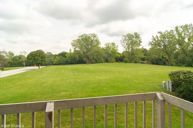 579 Morningside Drive 7, Roselle, IL 60172