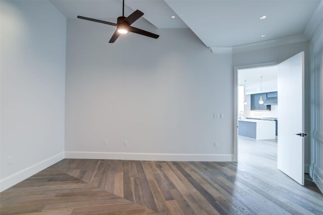 3333 Lake Street 9H, Houston, TX 77098