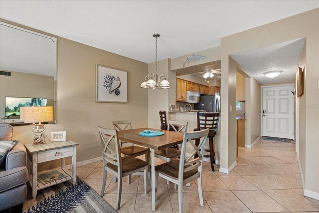 950 TARPON CENTER DRIVE 101, Venice, FL 34285