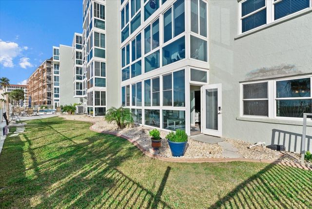 950 TARPON CENTER DRIVE 101, Venice, FL 34285