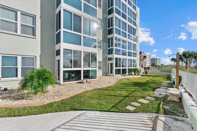 950 TARPON CENTER DRIVE 101, Venice, FL 34285