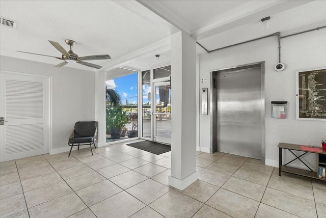 950 TARPON CENTER DRIVE 101, Venice, FL 34285