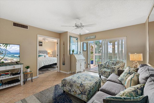 950 TARPON CENTER DRIVE 101, Venice, FL 34285