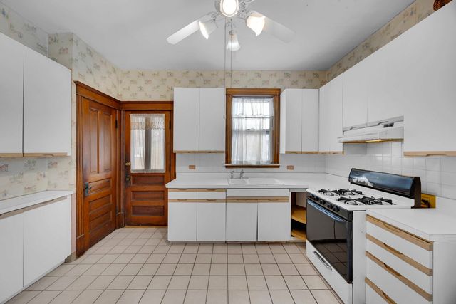 1322 Main Street, Crete, IL 60417