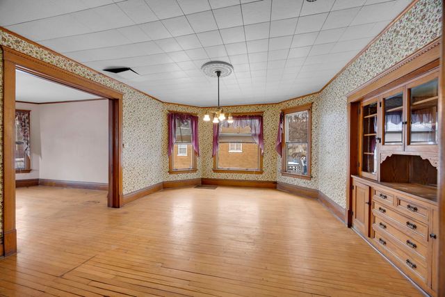 1322 Main Street, Crete, IL 60417