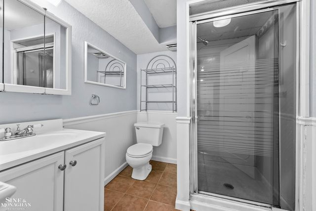 818 Cadieux Road, Grosse Pointe, MI 48230