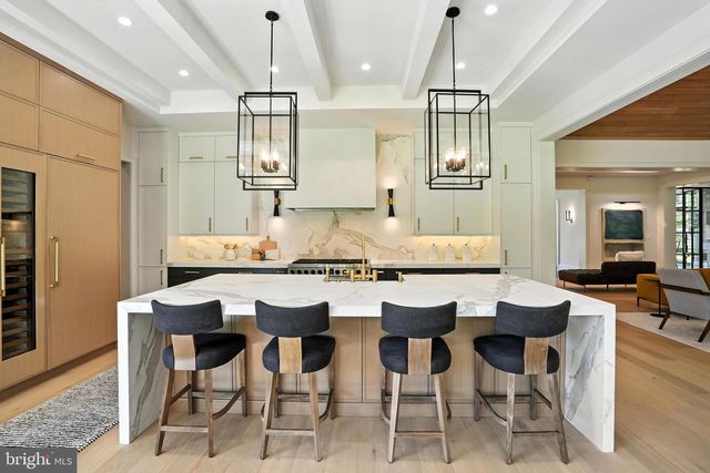 1200 JOSSIE LN, Mclean, VA 22102