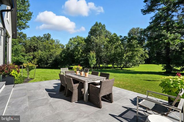 1200 JOSSIE LN, Mclean, VA 22102
