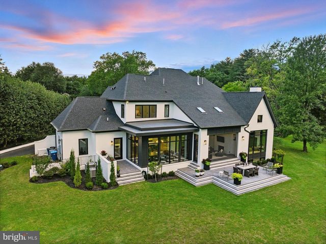 1200 JOSSIE LN, Mclean, VA 22102