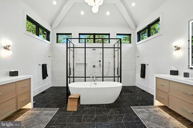1200 JOSSIE LN, Mclean, VA 22102