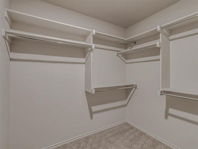 13600 Arrowhead Boulevard, Yukon, OK 73099