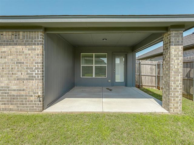 13600 Arrowhead Boulevard, Yukon, OK 73099