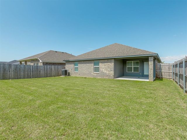13600 Arrowhead Boulevard, Yukon, OK 73099