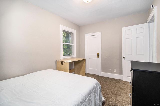 805 Miner Street, South Bend, IN 46617