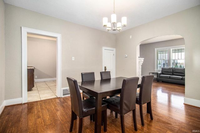 805 Miner Street, South Bend, IN 46617