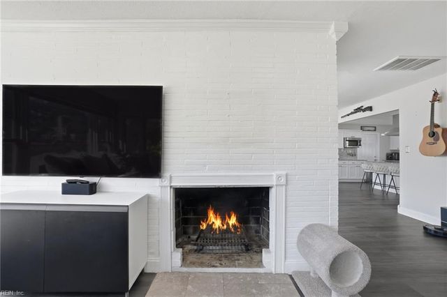 405 Harbor DR, Hampton, VA 23661