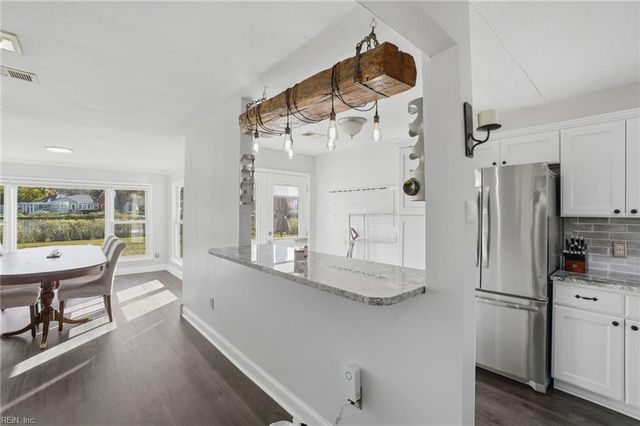 405 Harbor DR, Hampton, VA 23661