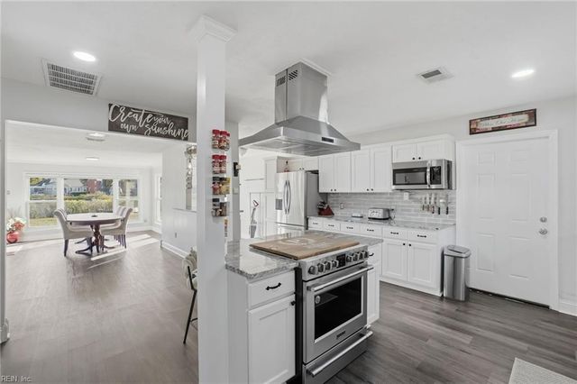 405 Harbor DR, Hampton, VA 23661