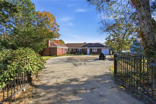 405 Harbor DR, Hampton, VA 23661