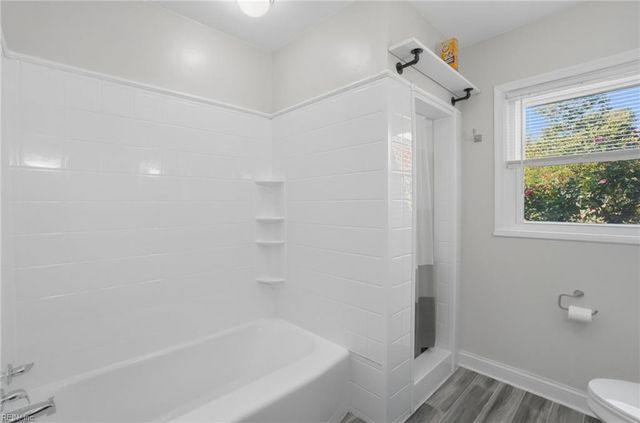 405 Harbor DR, Hampton, VA 23661