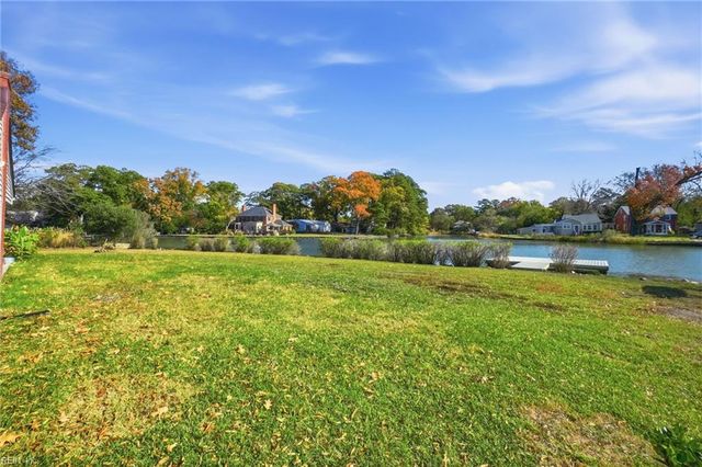 405 Harbor DR, Hampton, VA 23661