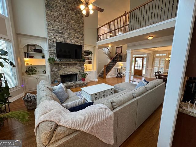 1617 Trilogy Park Drive, Hoschton, GA 30548