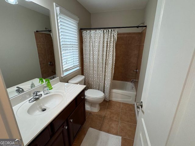 1617 Trilogy Park Drive, Hoschton, GA 30548