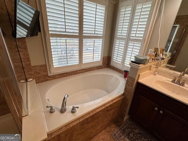 1617 Trilogy Park Drive, Hoschton, GA 30548