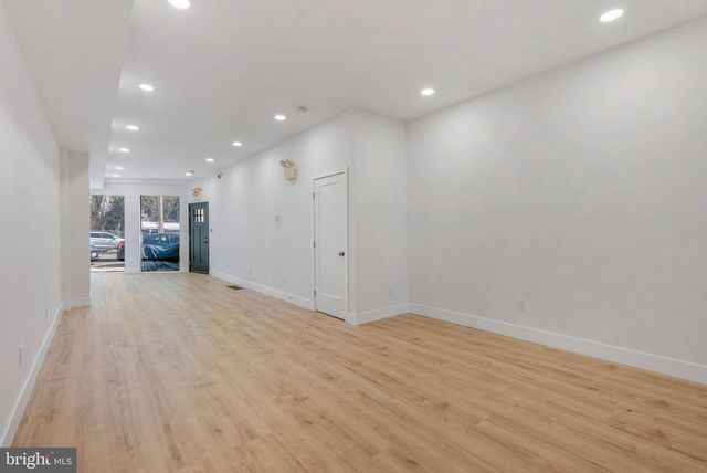 1326 POINT BREEZE AVE, Philadelphia, PA 19146