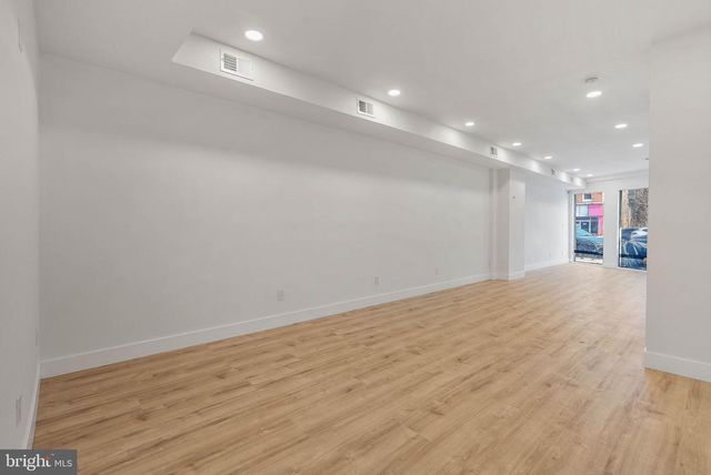 1326 POINT BREEZE AVE, Philadelphia, PA 19146