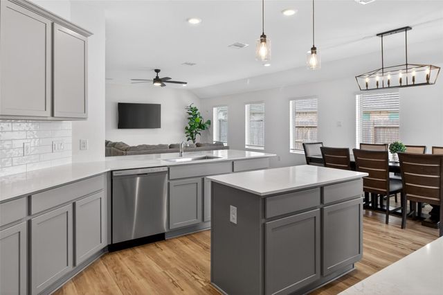 2920 Eden Lake Lane, Katy, TX 77493