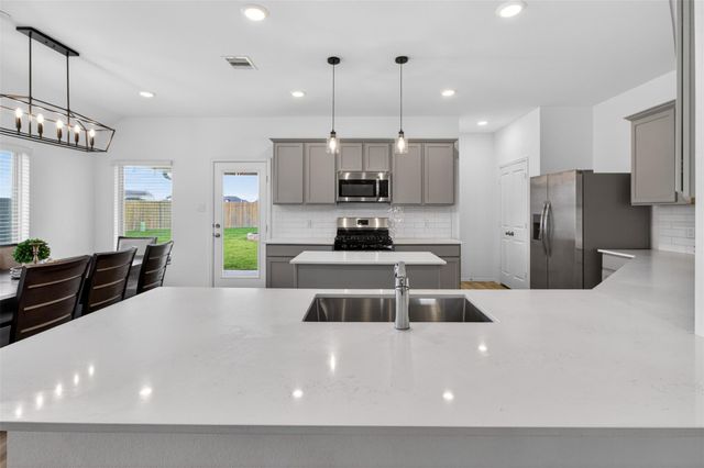 2920 Eden Lake Lane, Katy, TX 77493