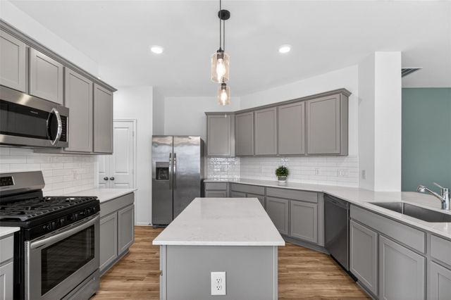 2920 Eden Lake Lane, Katy, TX 77493