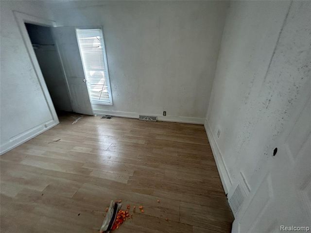 503 Central Avenue, Pontiac, MI 48341