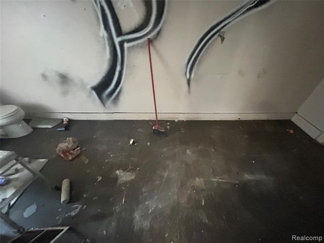 503 Central Avenue, Pontiac, MI 48341