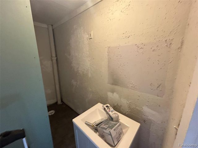 503 Central Avenue, Pontiac, MI 48341