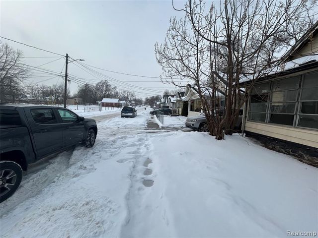 503 Central Avenue, Pontiac, MI 48341