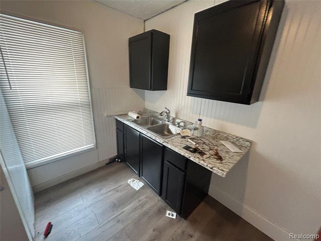 503 Central Avenue, Pontiac, MI 48341