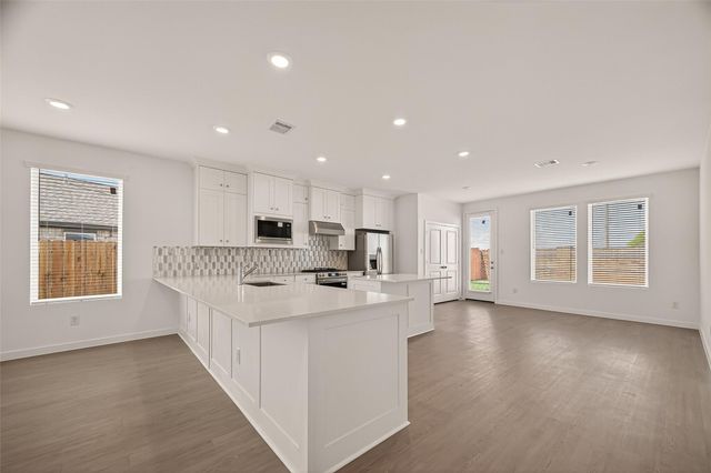 2511 American Ruby Drive, Rosharon, TX 77583