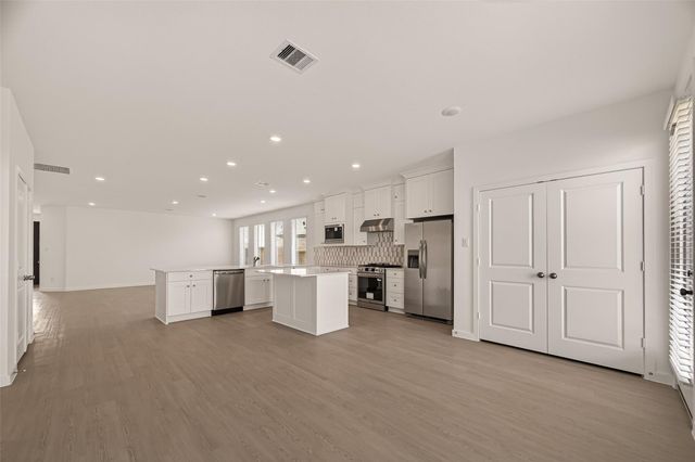 2511 American Ruby Drive, Rosharon, TX 77583