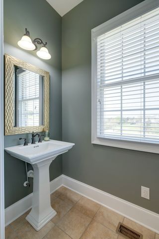 12328 Lascassas Pike, Milton, TN 37118