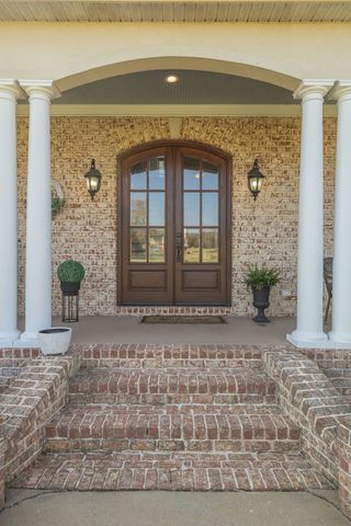 12328 Lascassas Pike, Milton, TN 37118