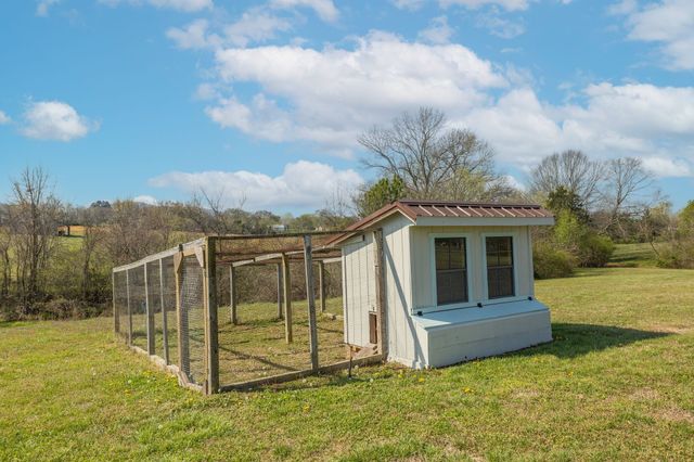 12328 Lascassas Pike, Milton, TN 37118