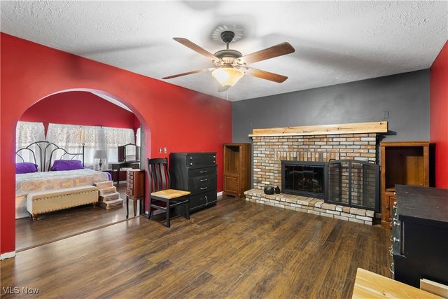 502 Valley Crest Drive, Mogadore, OH 44260