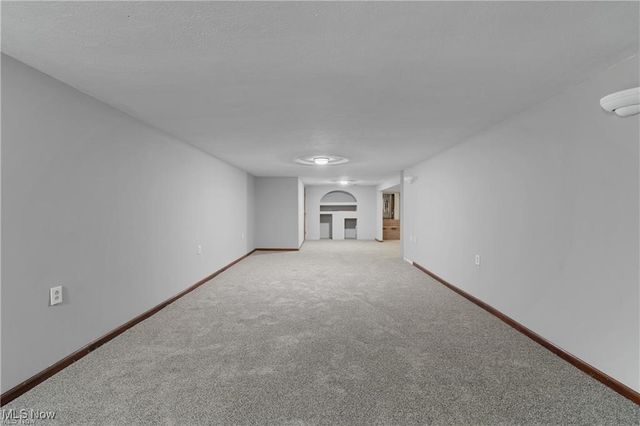 502 Valley Crest Drive, Mogadore, OH 44260