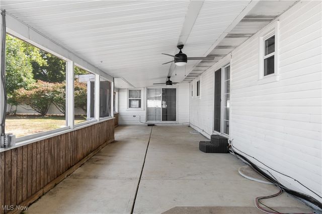 502 Valley Crest Drive, Mogadore, OH 44260