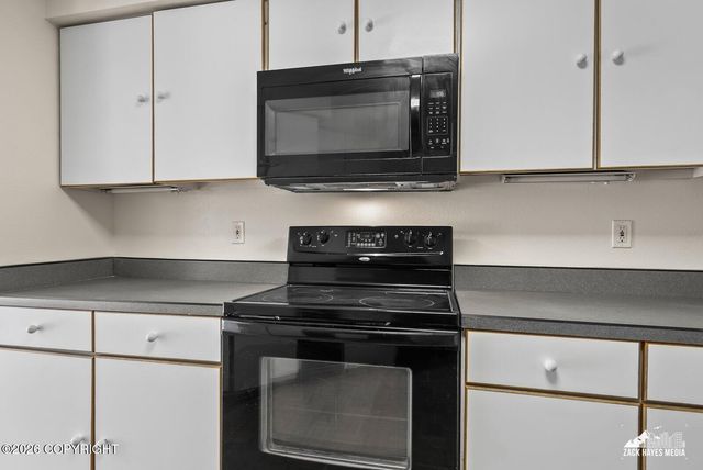 2228 Sorbus Way, Anchorage, AK 99508