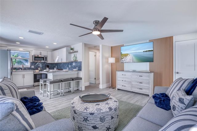 3604 GULF DRIVE A and B, Holmes Beach, FL 34217