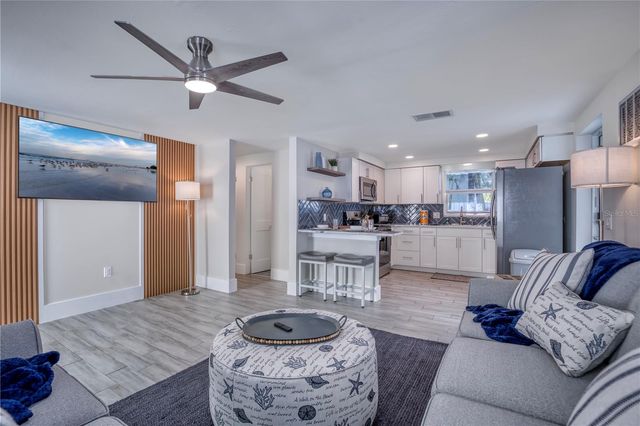 3604 GULF DRIVE A and B, Holmes Beach, FL 34217