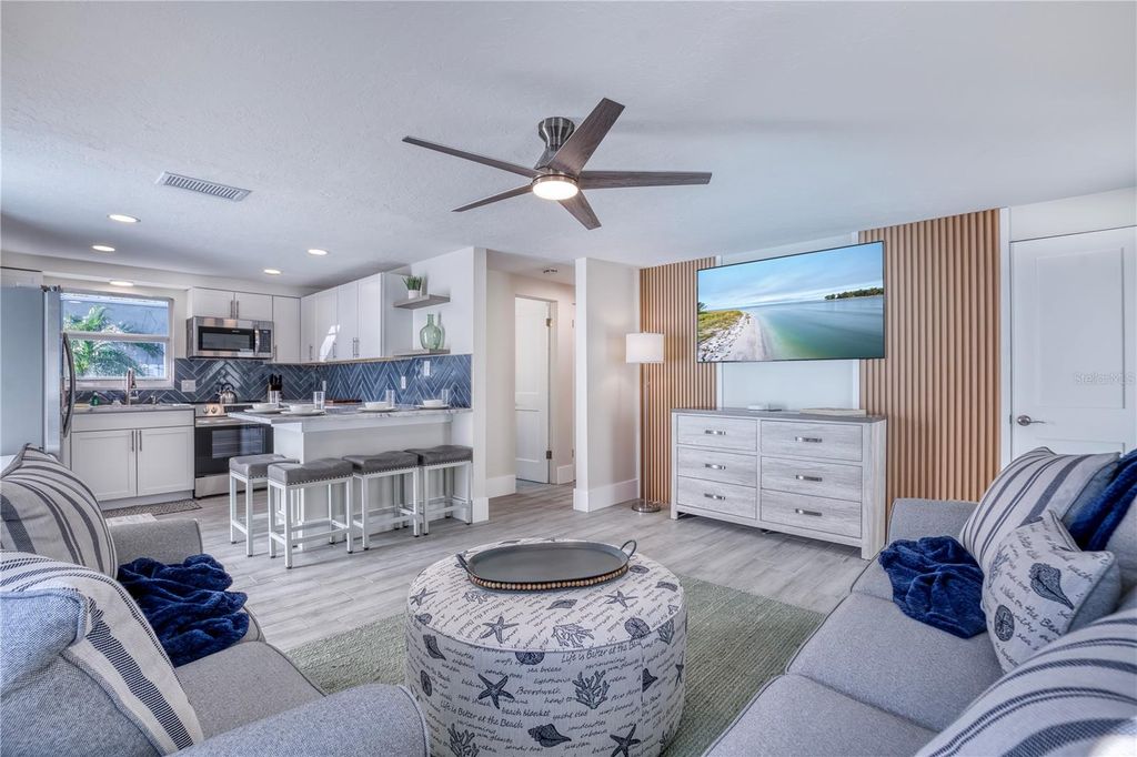 3604 GULF DRIVE A and B, HOLMES BEACH, FL 34217 — photo 2